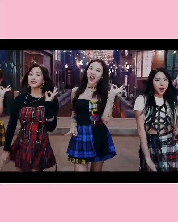 Twice Whatsapp status lyrics video😘🥰 yes or yes