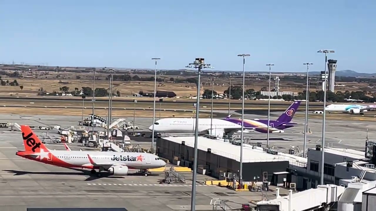 Melbourne Airport 