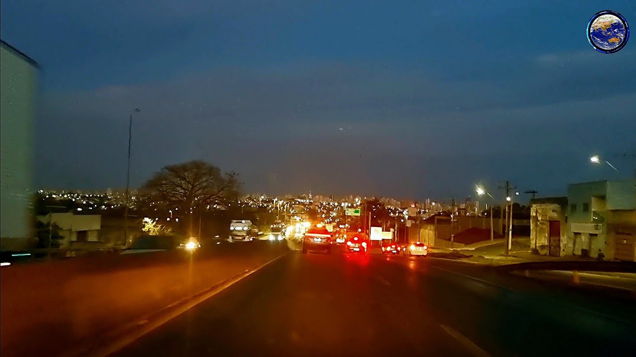 Chegando em Uberlândia pela BR-365 ao Anoitecer | Do Trevo de Tupaciguara à Cidade