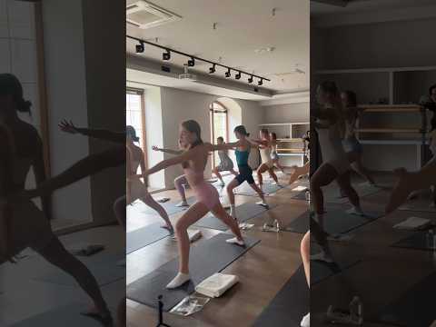 Виньяса йога 🧘♀️ #yoga #sports #sportgirls #sport #yogainstructor #yogapractice #йогатичер #спорт