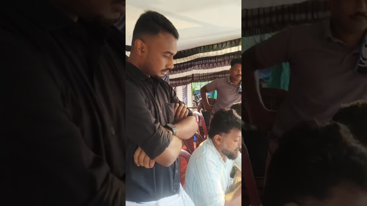 ഇന്നത്തെ കരുളായി കാളപൂട്ടിൽ പങ്കെടുക്കുന്ന കന്നു ഉടമകളുടെ ലിസ്റ്റ് വായിക്കുന്നു