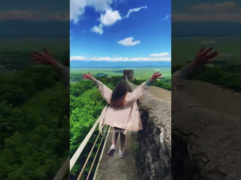 الايام الصعبة ما بتبقى صدقني بتفل