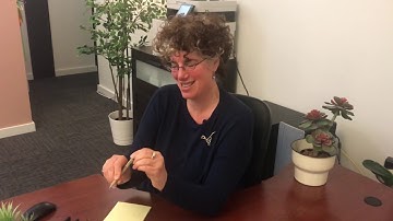 How to hold a pen to reduce hand and wrist pain - digital and regular pens