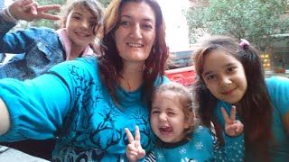 Eli̇z Koşuşu, Eğlencesi,Neşesi Görmeye Değer Eda Ve Ela Ile Birlikte.