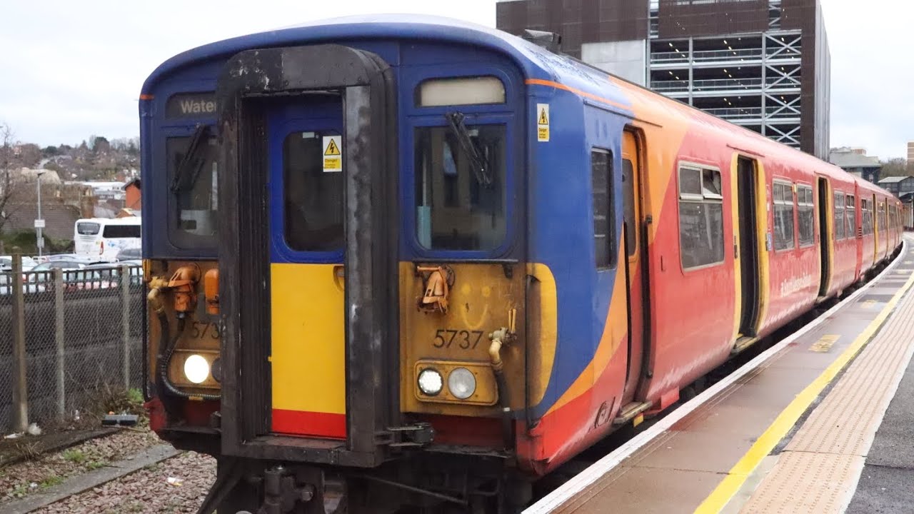 Class 455 ride Guildford to Effingham Junction 