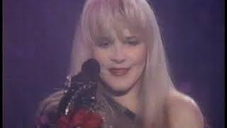 Stevie Nicks performs on the Arsenio Hall (1991-11-12)