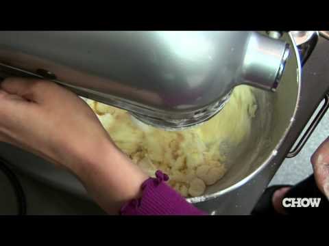 How to Make Cookies: Mixing the Flour - CHOW