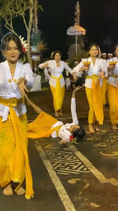 detik detik penari kerauhan || rejang pasupati
