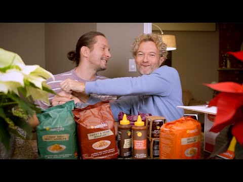This is not Doshirak! Mukbang and unpacking Momofuku noodles