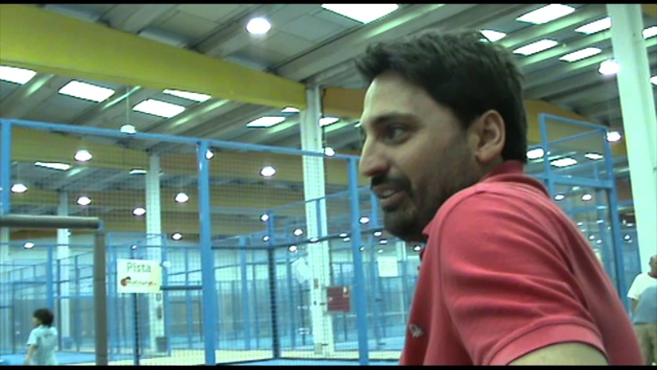 Apadrina una neurona - YouTube