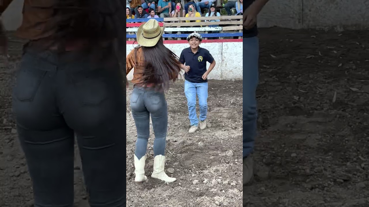 Alanys Lagos￼ - La Basurita EN VIVO