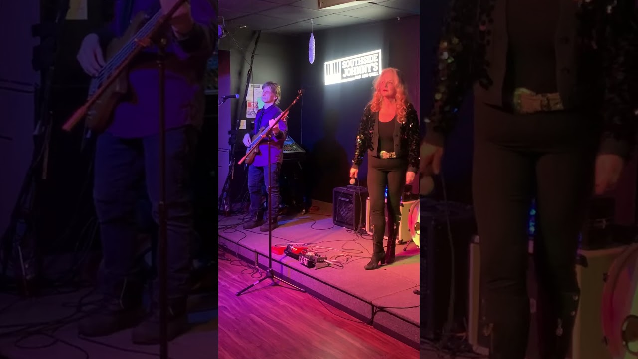 House Of The Rising Sun - Jam Performance  Southside Johnny's - Susanne Sings Live