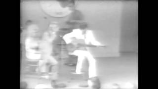 Video thumbnail of "Chet Atkins "Black Mountain Rag" GMFC 1973"