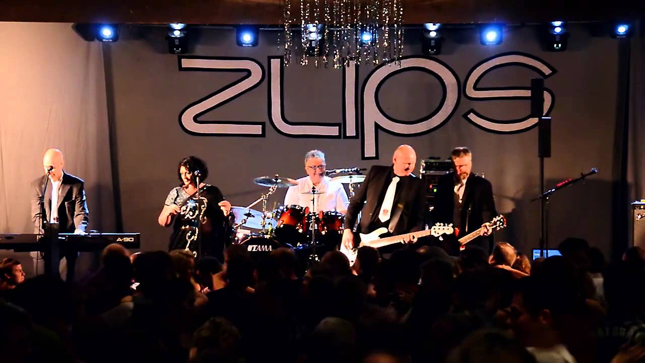 2011-12-17 Zlips - Paralyzed