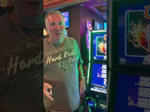 Velia con ganadores en El Casino De La Gente!