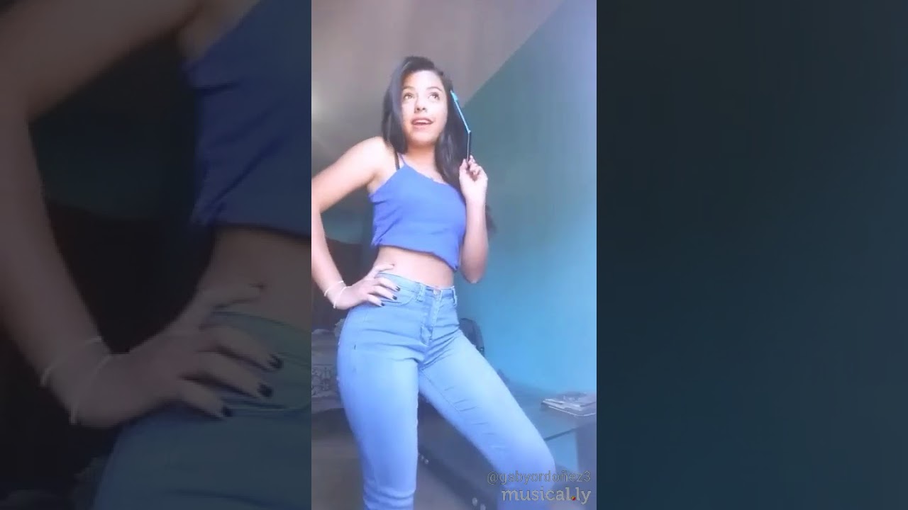 Es Una Diabla Me Besa Y Despues No Me Habla