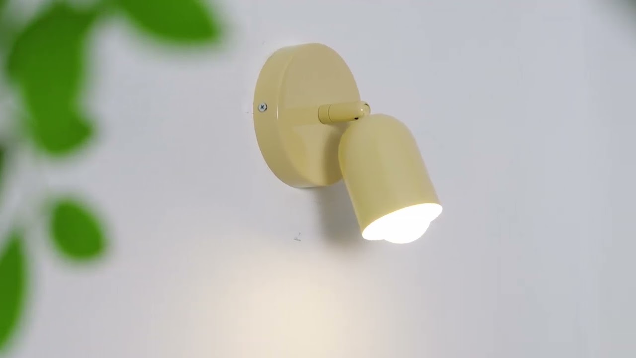 Couleur Adjustable Wall Lamp – Flexible Form, Focused Ambient Light