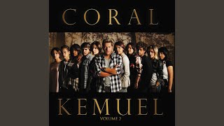 Video thumbnail of "Coral Kemuel - Não Vou Desistir"