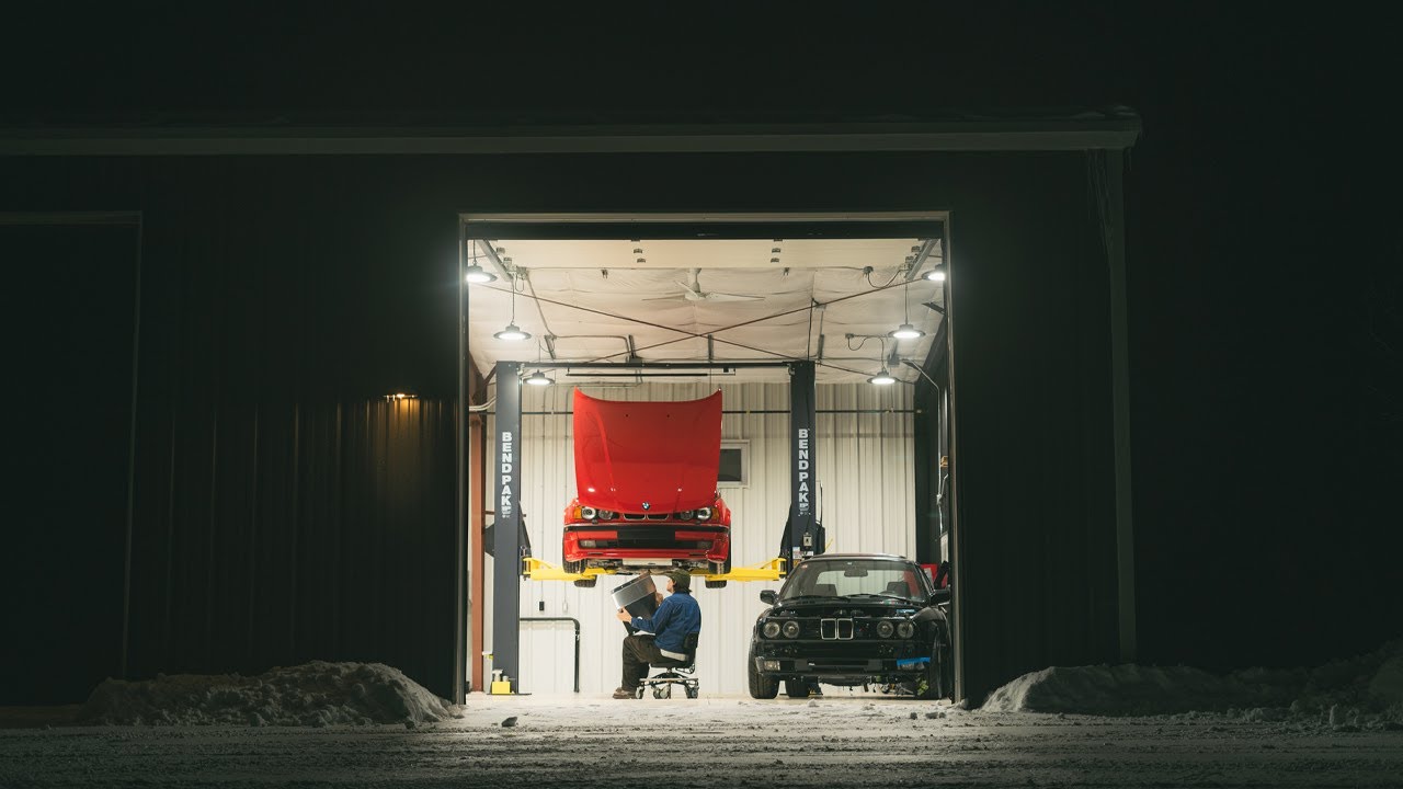 spend 17 minutes in the garage tinkering on my old bmws