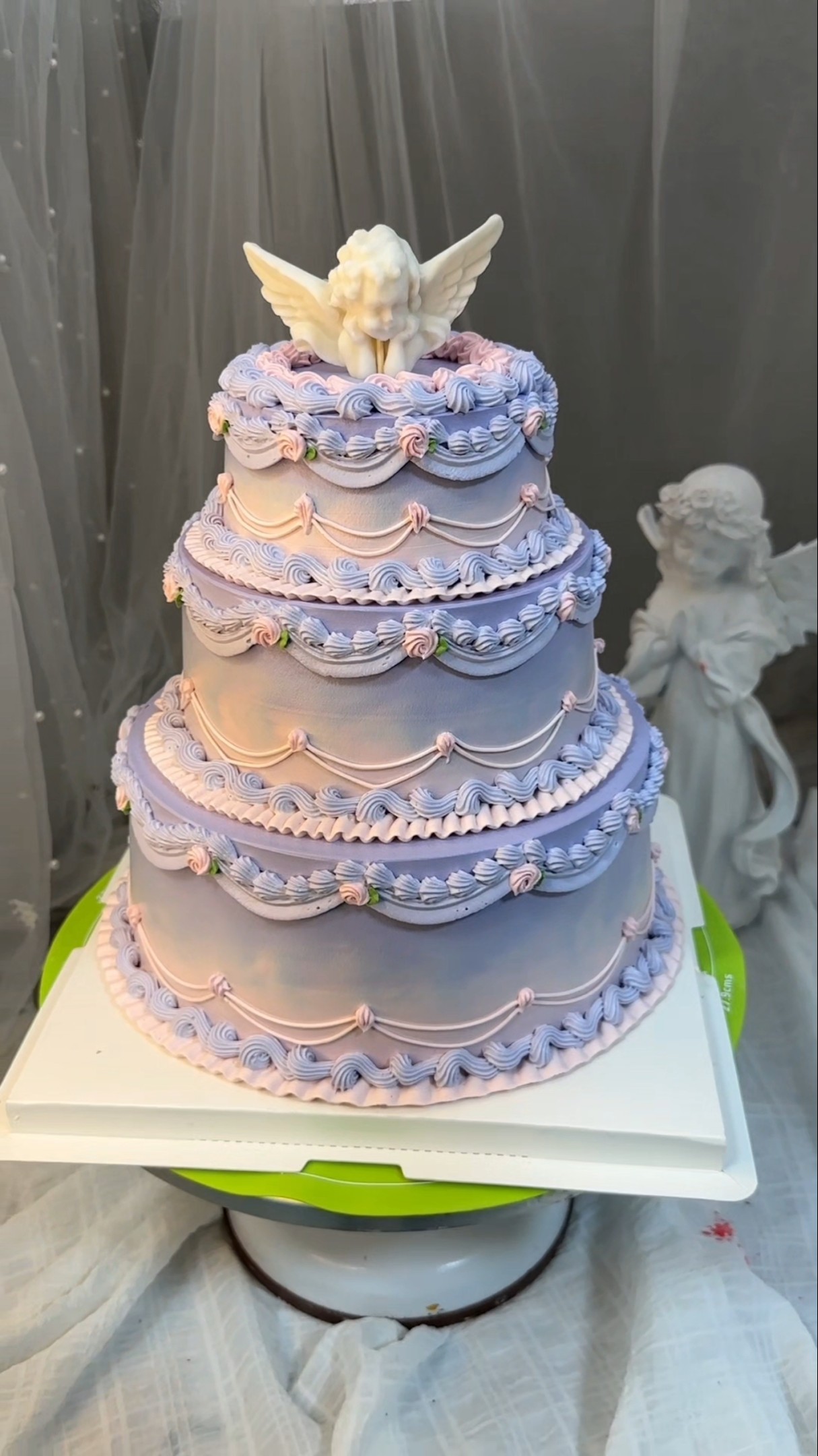 Production process Technical training Cake coating  Internet celebrity cake Purple gradient ?