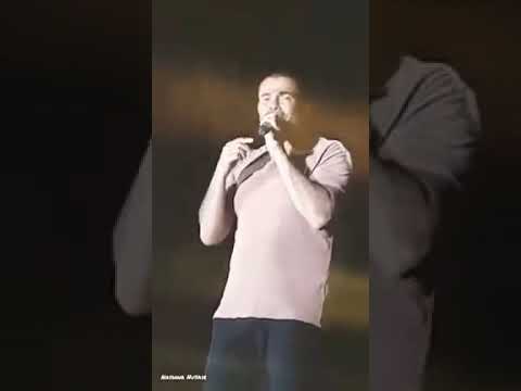 مافيناش من بكي علي الماضي  