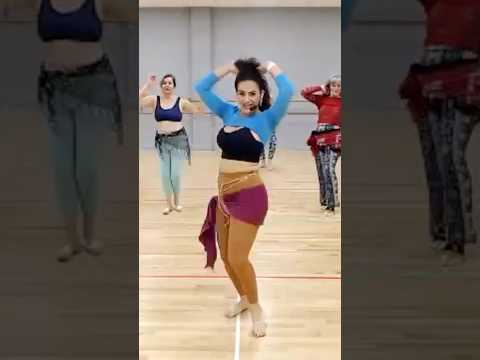 Learn a Sizzling Belly Dance Choreography this Summer!💃🏻 🔥 #bellydance #dance #shorts