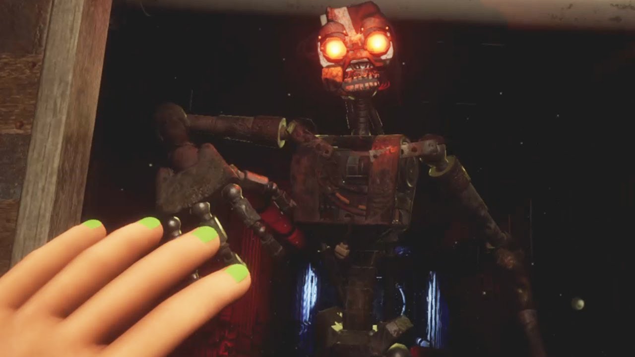 Playing as Roxy to hunt Gregory - Five Nights at Freddy's