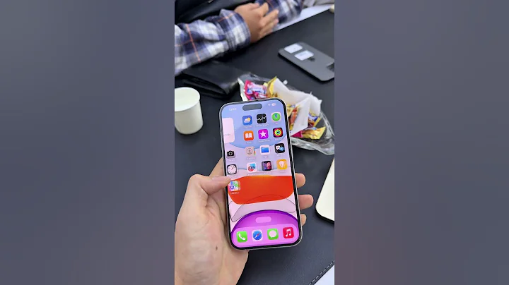 15 PRO 256GB SILVER LIKENEW, SIÊU LƯỚT, SẠC IT. #phatthanhstore ( MUA HÀNG 0797097097 )