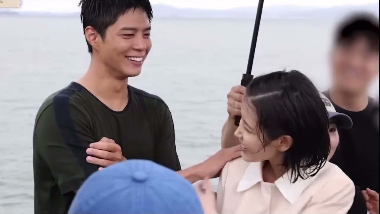 Thanks to When life gives you Tangerines, IU gained a good friend #박보검  #whenlifegivesyoutangerines