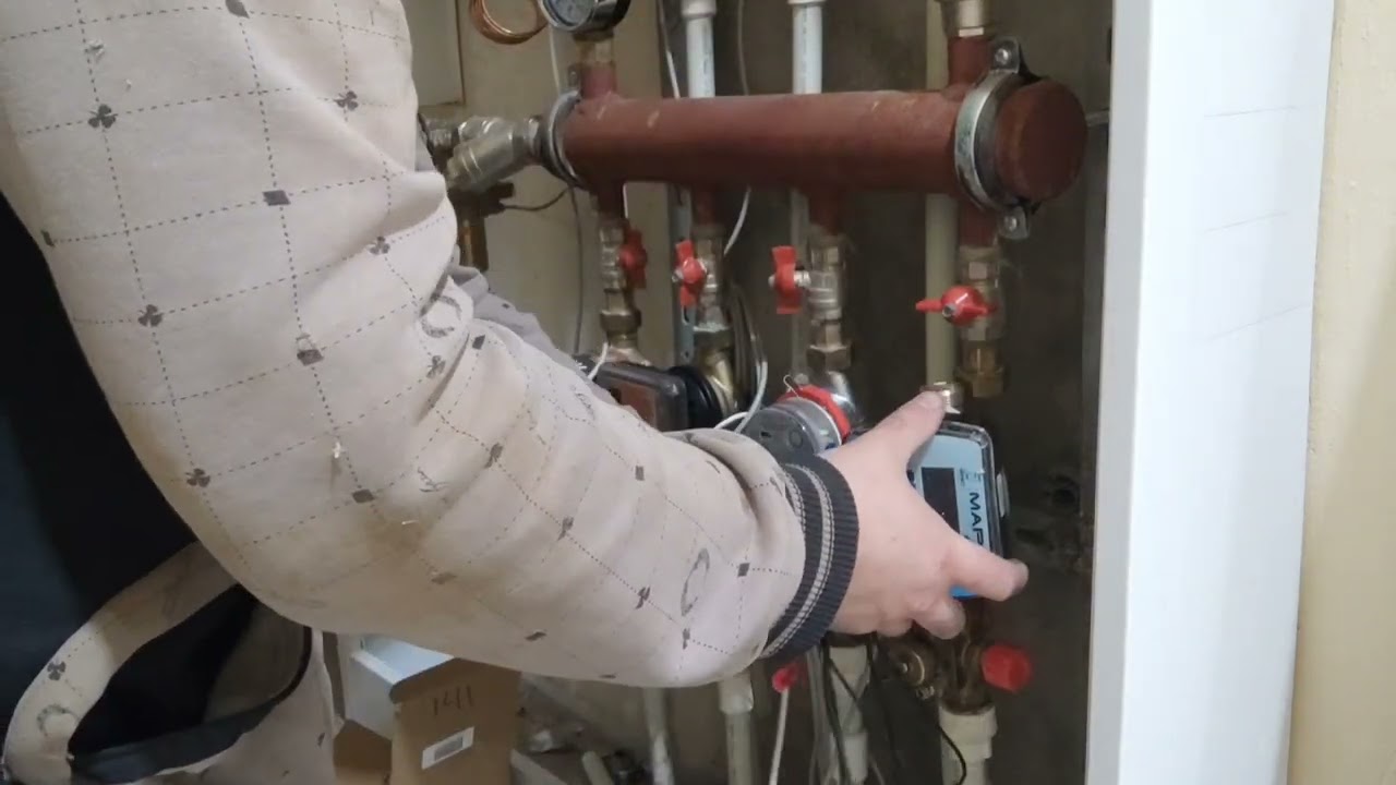 Показываю как заменить счётчик на отоплении своими руками