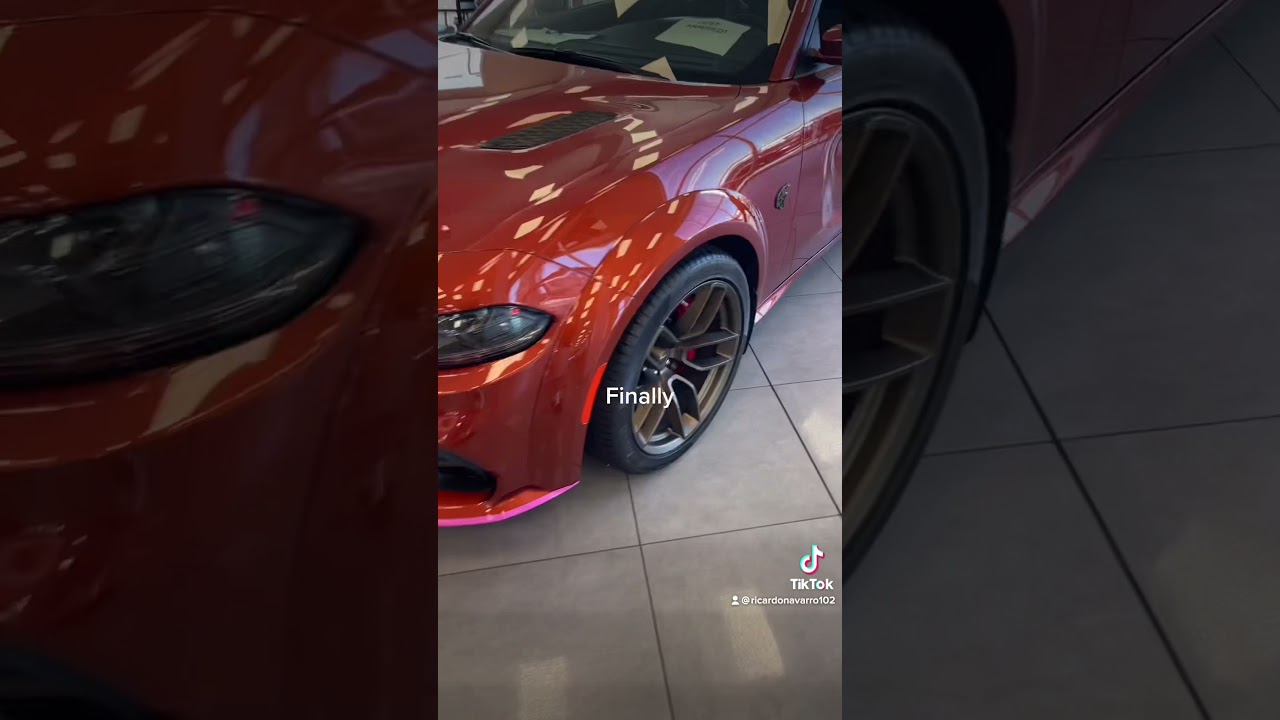 Dodge Charger hellcat  2022