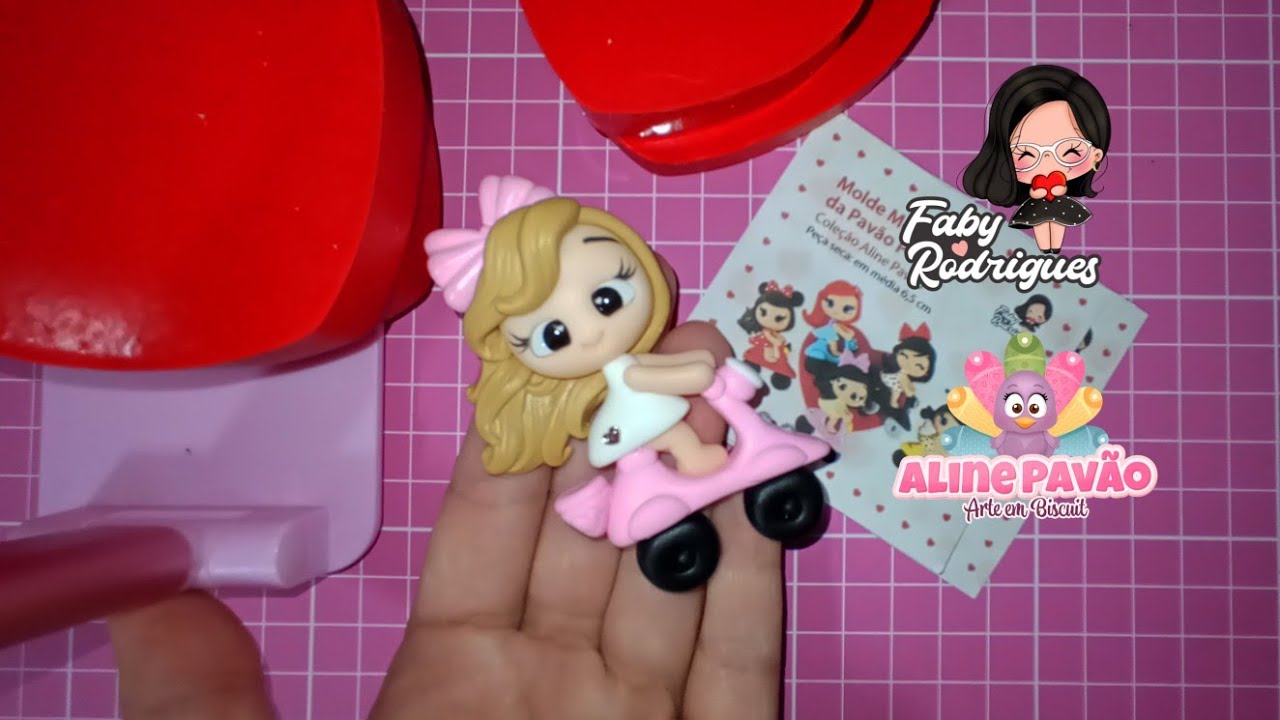 Aulinha com Molde - Motinha da Pavão P