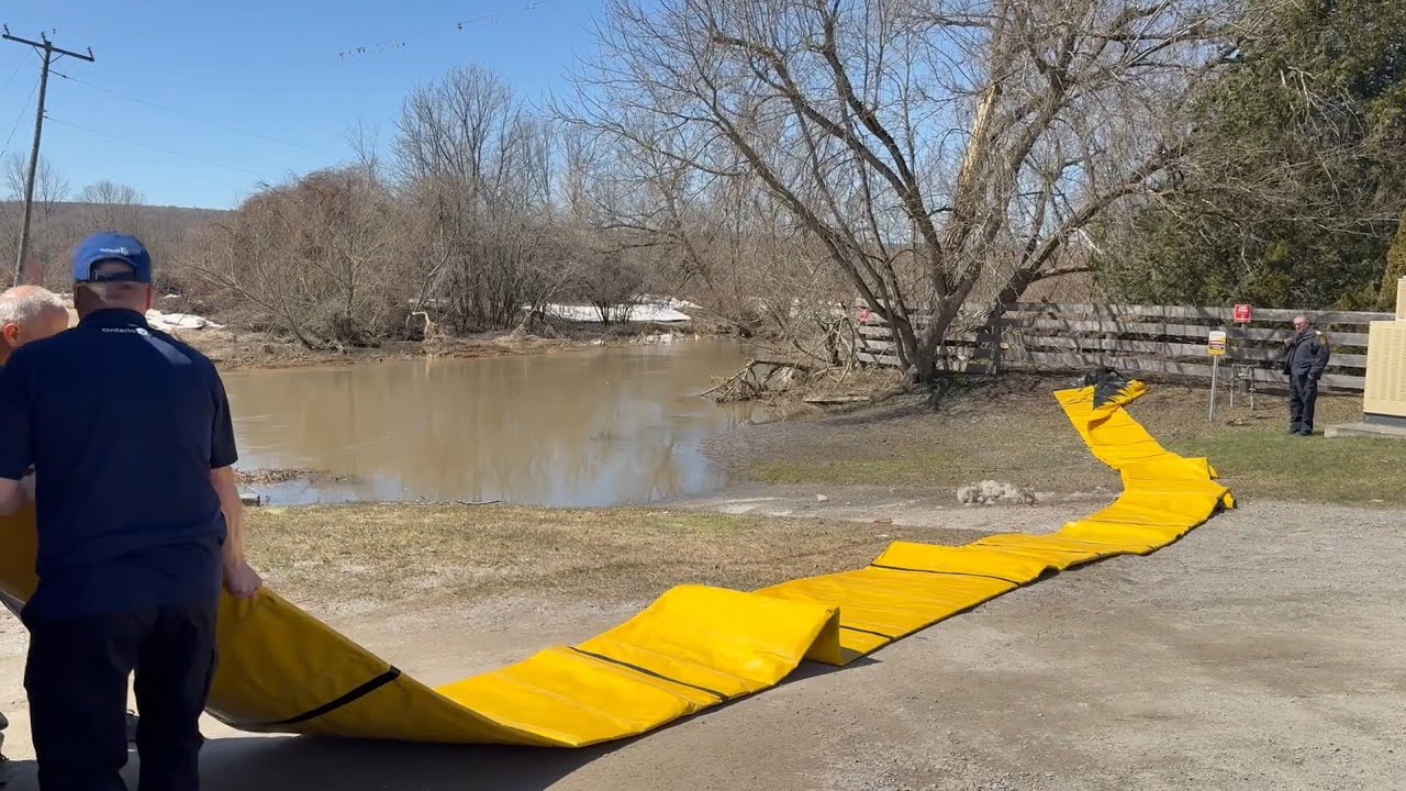 Flood Barrier Deployed in Severn with Support from GlobalMedic and Ontario Corps