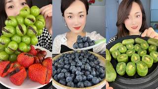 【Yummy】Grapes, strawberries, dried black plum + soft-date kiwi + blueberries🍇🍓🥝#mukbang#asmr screenshot 1