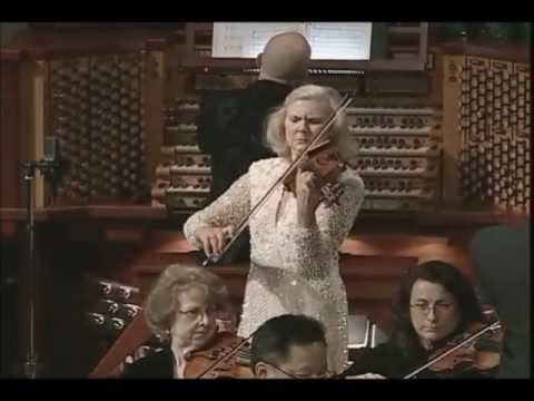 O Holy Night, Sonja Foster, Violin