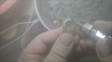 Jurassic pyrit fossil sandblasting Time Laps