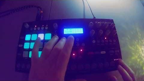 Glo Phase - "Dead Worlds" w/ Elektron Analog Rytm