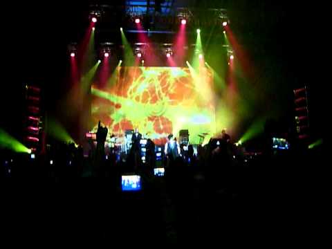 Adam Lambert - Enter Sandman