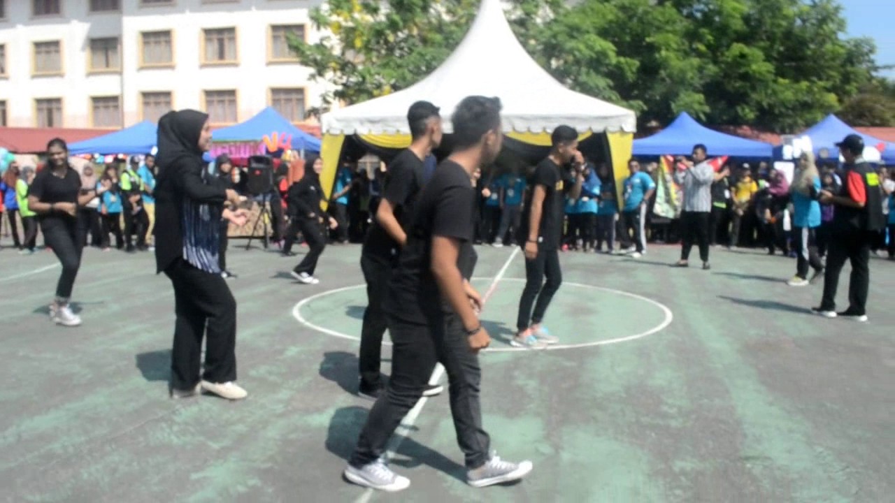 FESTIVAL KOLEJ KEDIAMAN 4.0 POLITEKNIK MERLIMAU MELAKA ...