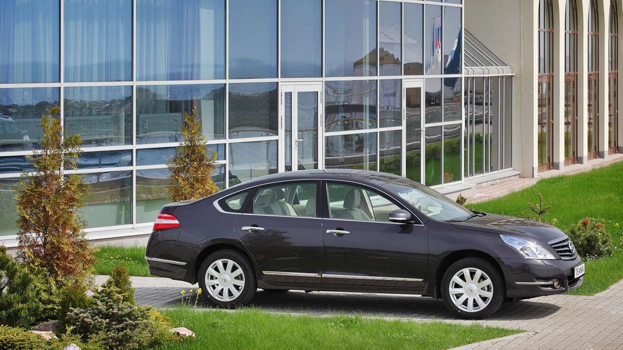 Nissan teana 4wd