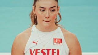 zehra gunes❤❤💞💞 is very good and telented beautiful😍 Turkish volleyball player