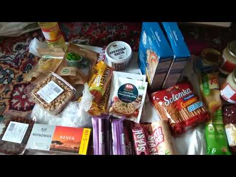 Гуманитарный набор продуктов от Каритас Мариуполь. Обзор набора гуманитарки переселенцам