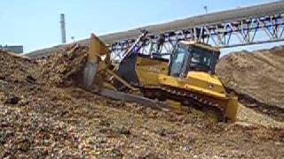 John Deere 1050J wood chip tractor