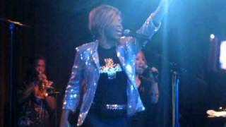 Brand New Heavies "Sometimes" & "Ride In the Sky" Live at The Highline, NYC