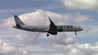 Late Afternoon Arrivals At Grand Rapids Airport - Plane Spotting