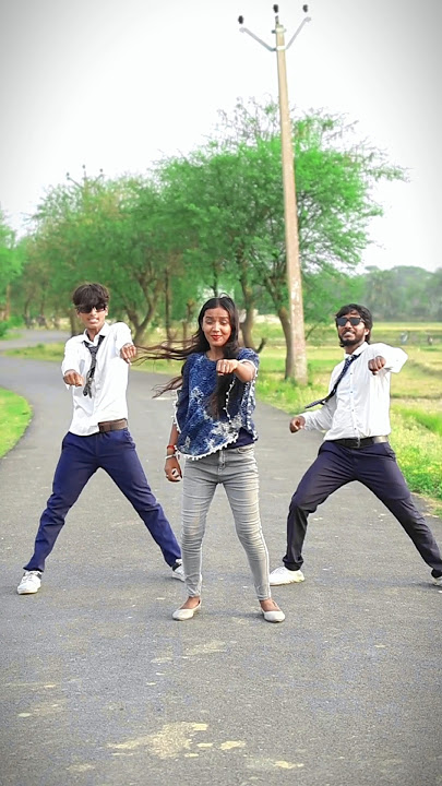 jise dekh Mera Dil dhadka 🔥😍 ... #shorts #dance #bollywood @dancewithsayan6099