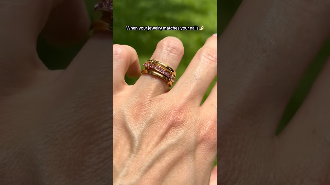 When Your Nails Match Your Birthstone Ring 💅💎 | Twisted Infinity