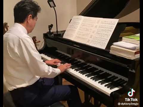 安倍晋三ピアノ弾いてみた 😢