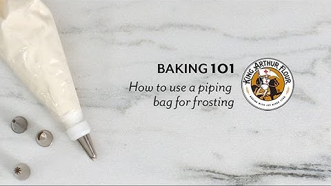 How to use a piping bag for frosting