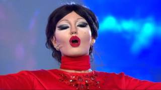 Bahar Candan, Bülent Ersoy Oldu Sahnede Bayıldı